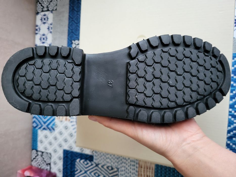 Bardzo lekkie, wygodne, zgrabne