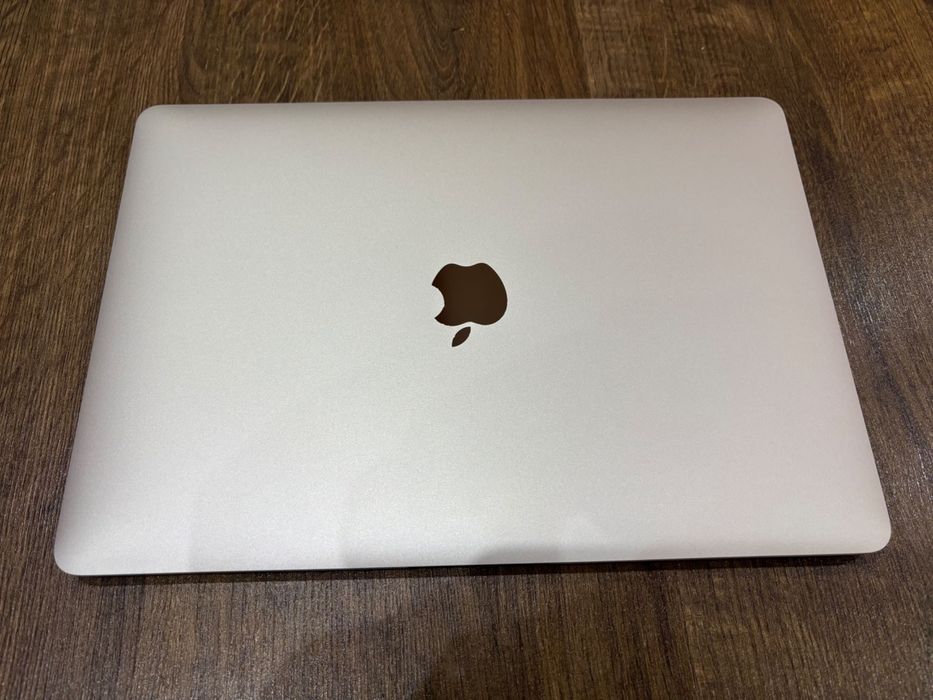 MacBook Air M1 8/256