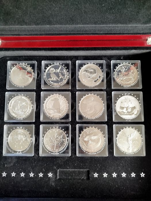 Zestaw 12 monet srebrnych Fabulous 2009