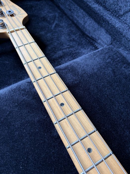 Fender Precision Deluxe 1995