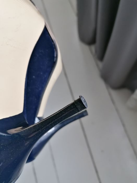 Szpilki damskie granatowe