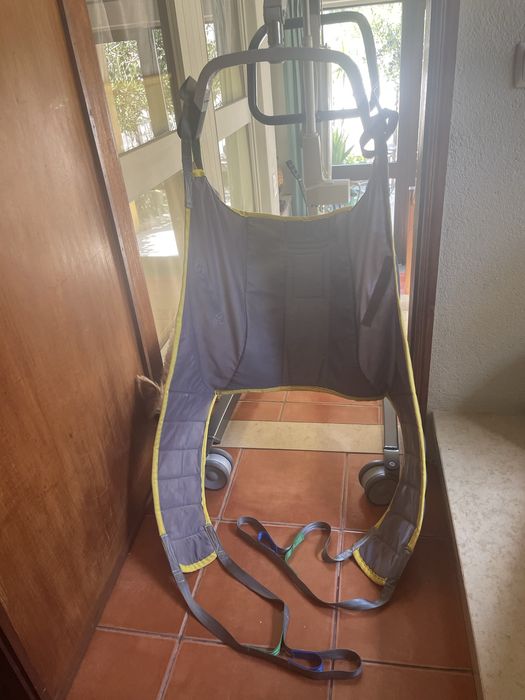 Elevador para acamados INVACARE Birdie Evo Compact 150K