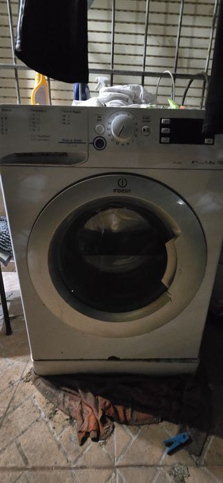 Máquina lavar loiça avariada