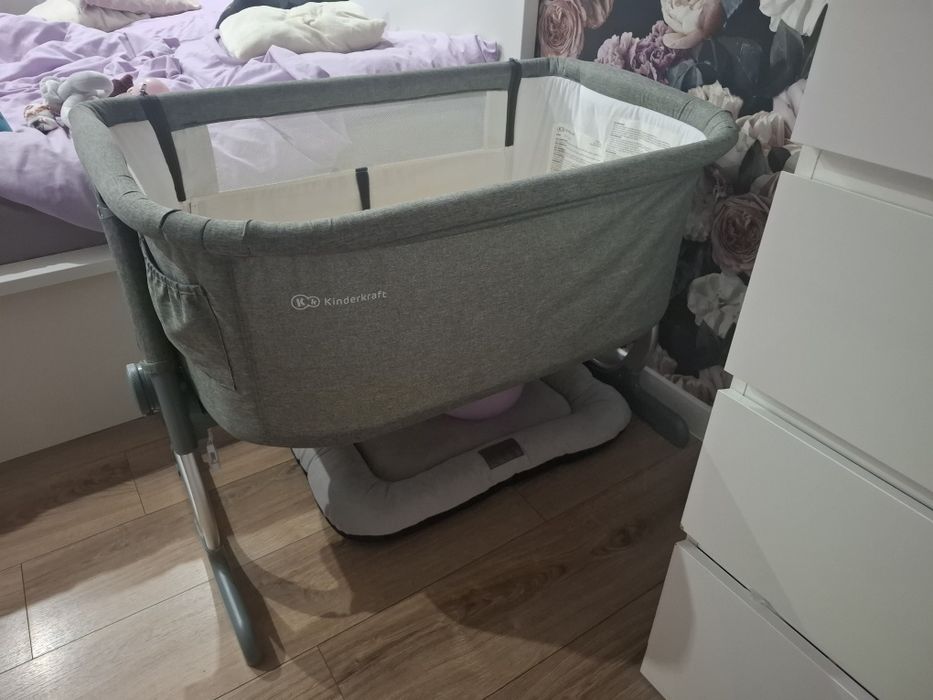 Dostawka niemowlęca do łóżka