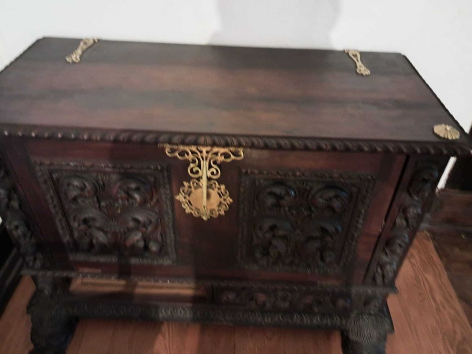 arca bar antiga em muito bom estado