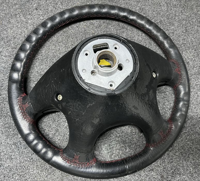 Volksvagen golf 3 bon jovi vento kierownica srebrne zegary mieszek