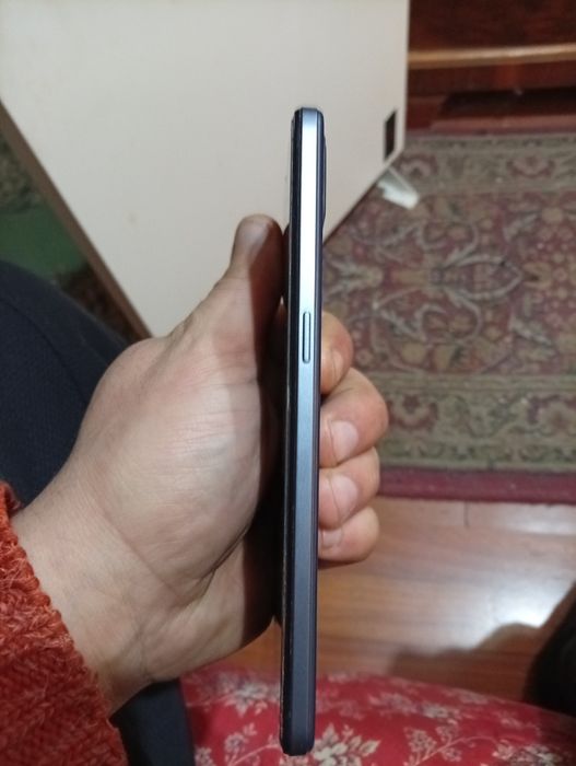 Продам телефон в рабочем