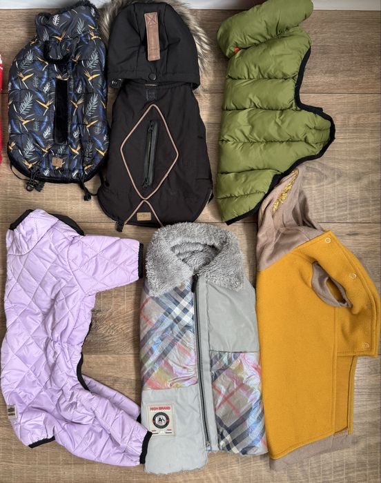 Одяг для собак жилетка, пончо, костюм