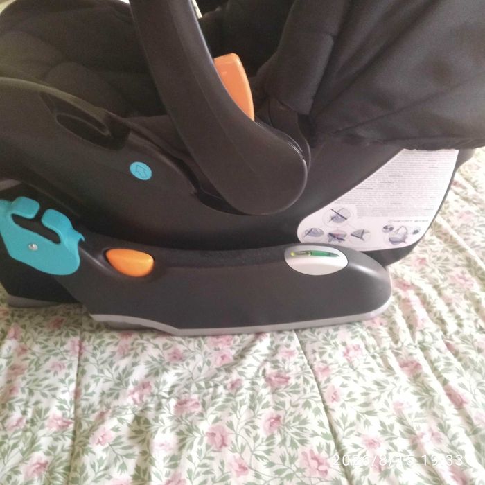 Carro bebé + ovo Chicco