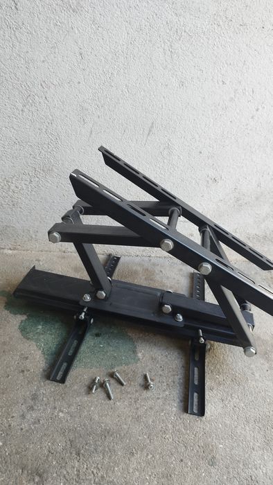 Suporte para televisão universal