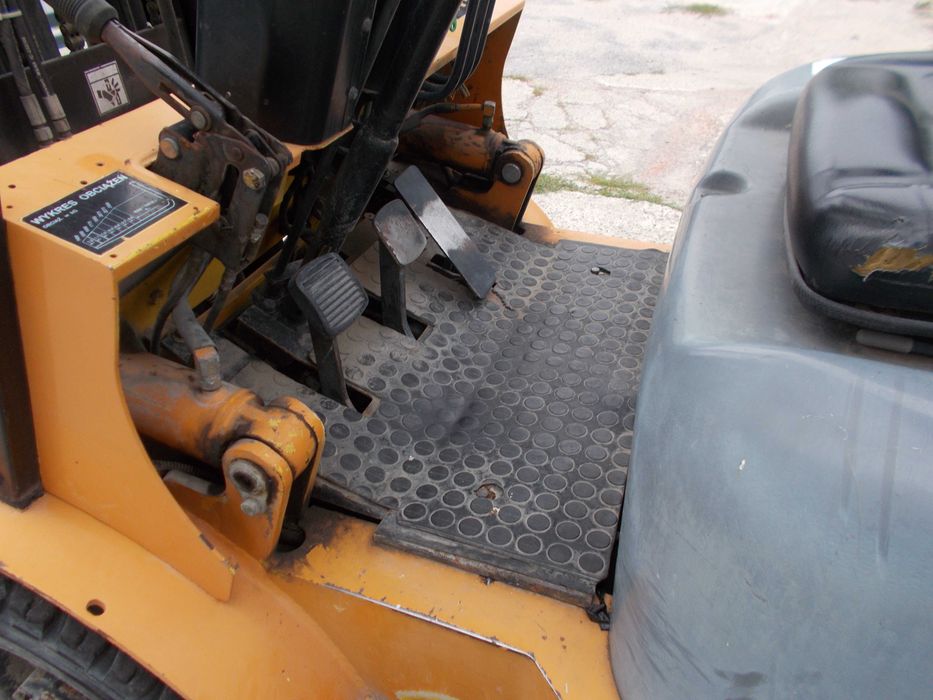 Wózek widłowy LPG HALLA HLF 25 Continental TM 27