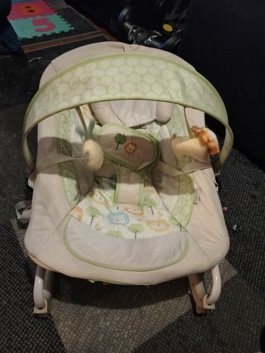 Espreguiçadeira bebê que balanceia