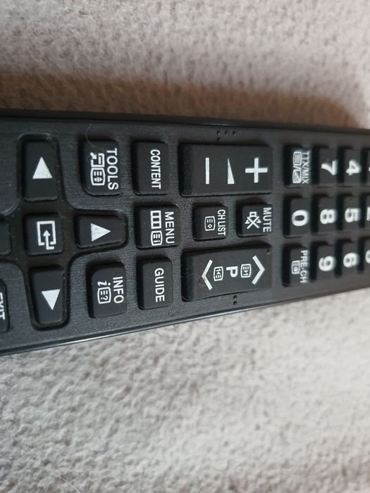 Nowy pilot do każdego tv Samsung led lcd oled qled
