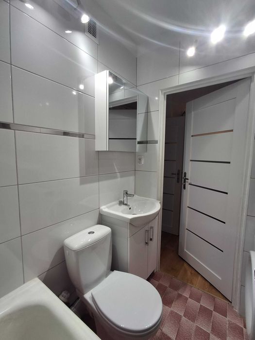 Pokoje do wynajęcia na os. Dywizjonu 303 Kraków - View 6