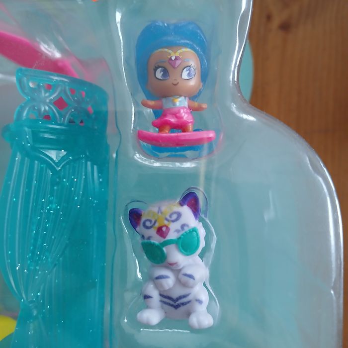 Shimmer & Shine Dżiny na plaży