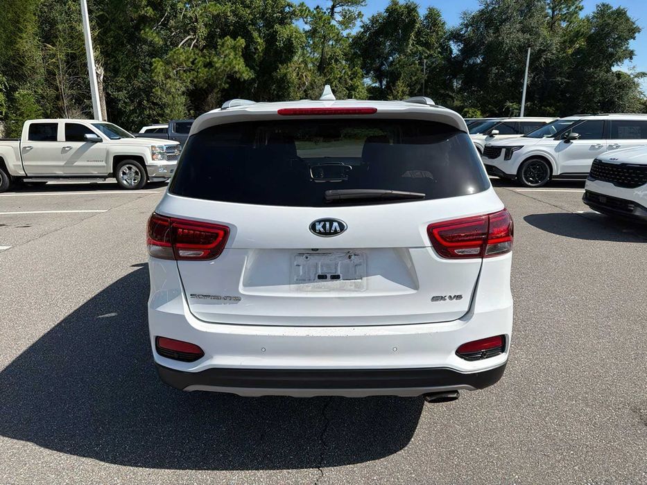Kia Sorento      2018