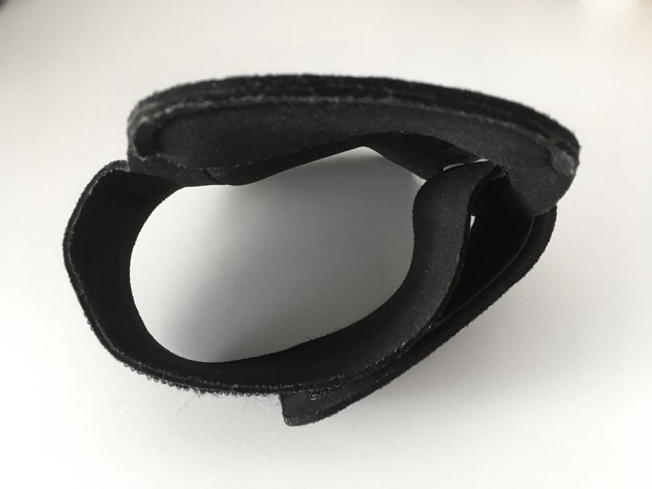 Etui wodoodporne na telefon regulowane czarne