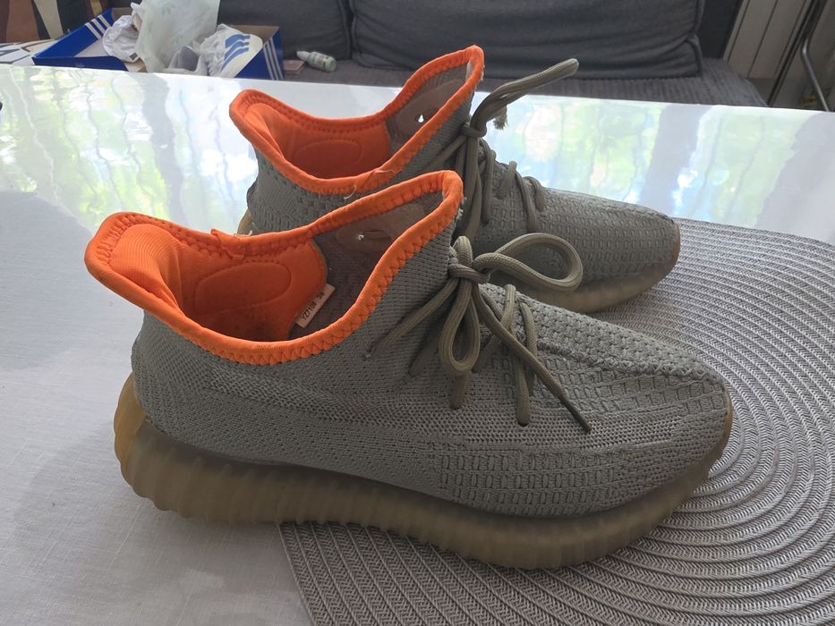 Yeezy Boost 350 V2 "Desert Sage". 38 р