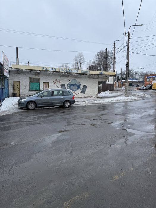 Приміщення під гараж бокс сто прим