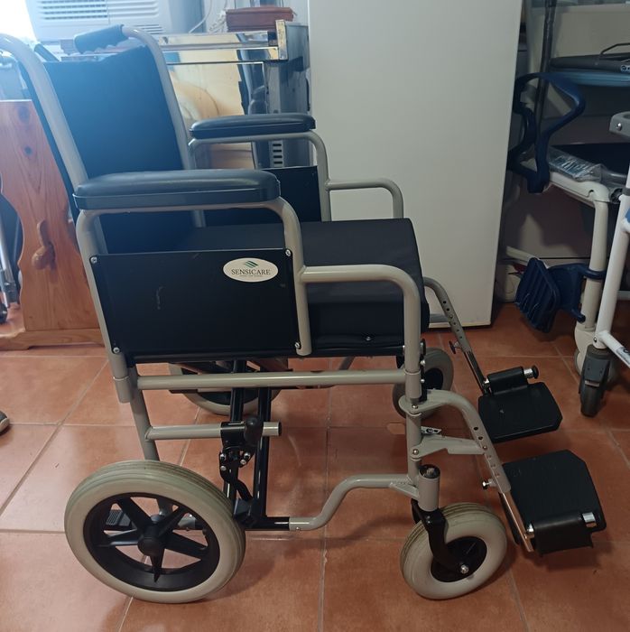 Cadeiras rodas, sanitárias,banho, andarilhos