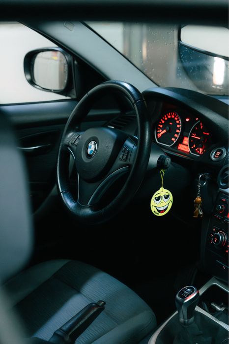 Bmw 118d coupe  jantes 18