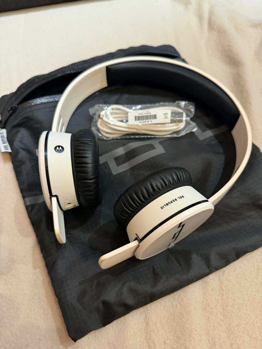 Słuchawki bezprzewodowe Sol Republic Tracks Air Motorola