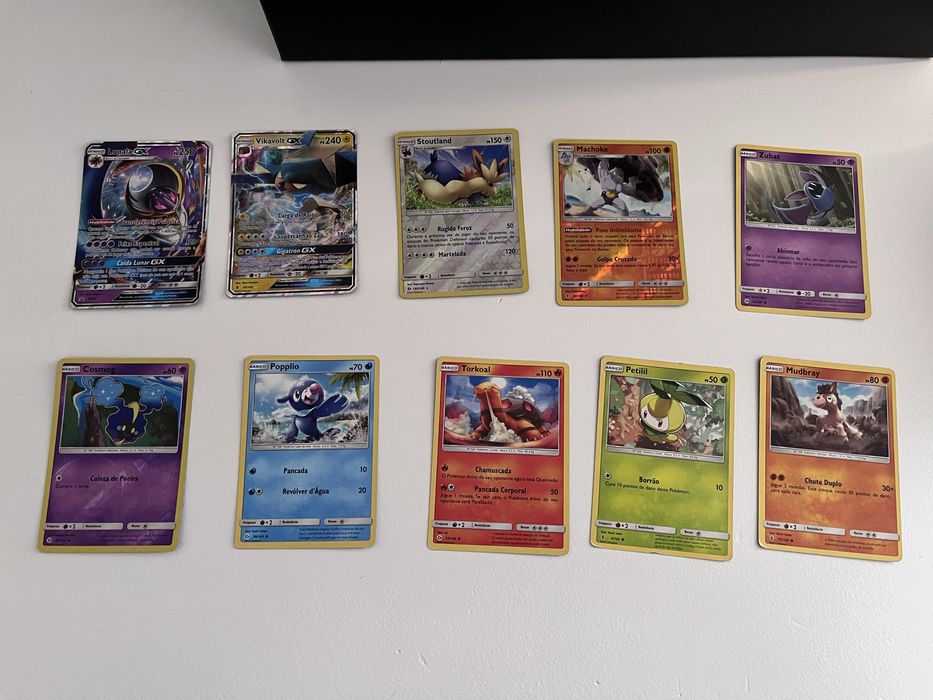 Pokémon lata de Lunala