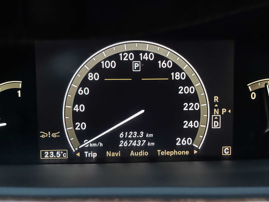 Mercedes-Benz W221 S320 CDI