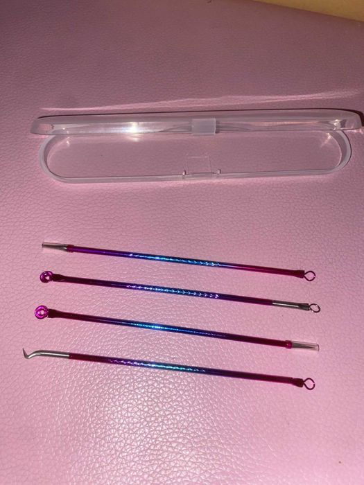 Набор 4 в 1 для чистки лица и удаления черных точек, прыщей и акне