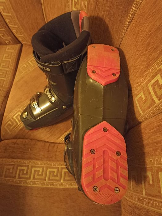 Продам професіональні лижі та боти Atomic SL