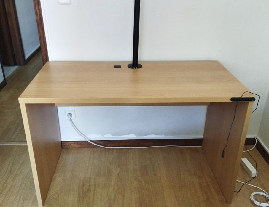 Secretaria em madeira (120x60)