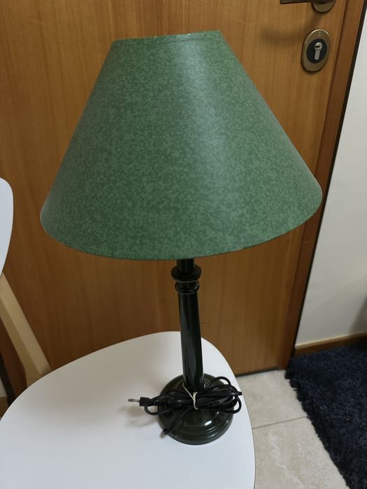 Candeeiros em bom estado