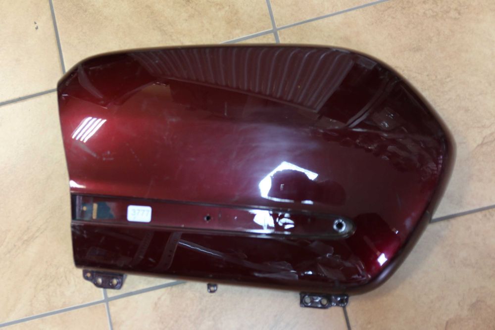 3777 Pokrywa kufra PRAWA 01-11 Honda Goldwing GL 1800