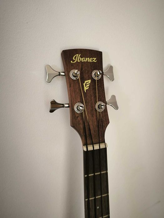 Baixo eletroacústico Ibanez PCBE12-OPN – Como novo