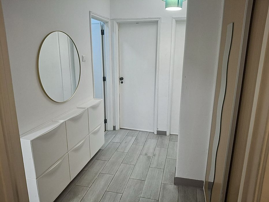 Quarto  mobilado para Águas Livres, Amadora