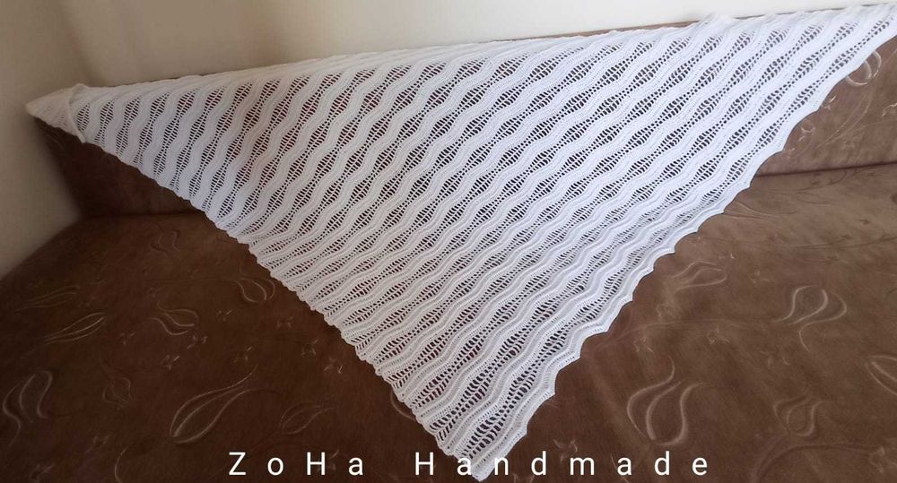 Chusta robiona na szydełku