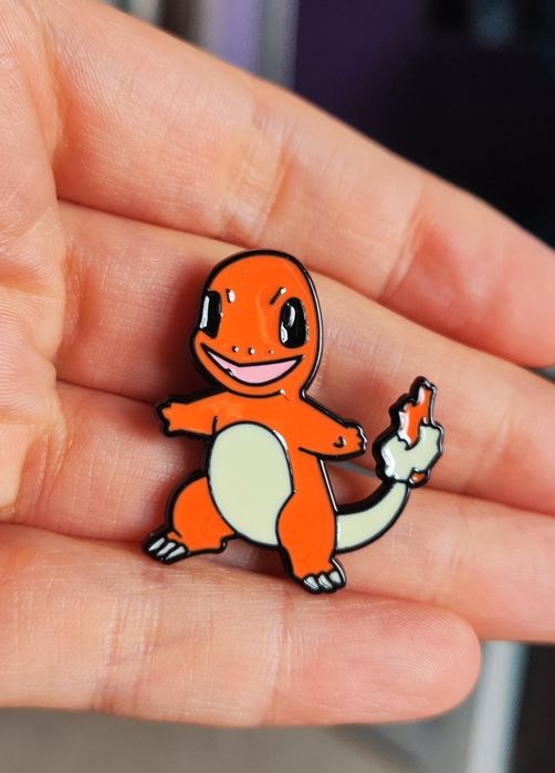 Pokemon Charmander - metalowy pin przypinka broszka.
