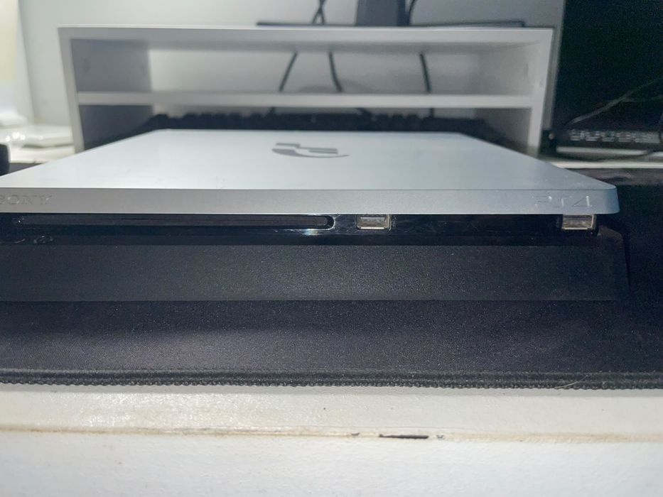 PS4 Slim Digital – Edição Gran Turismo 7