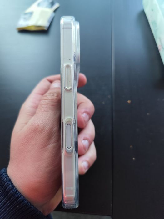 Sprzedam Iphone 17 pro