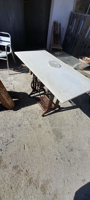 Mesa pedra base singer