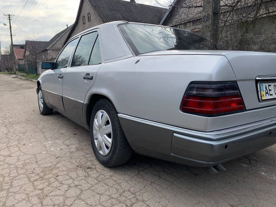 Мерседес w124,е280