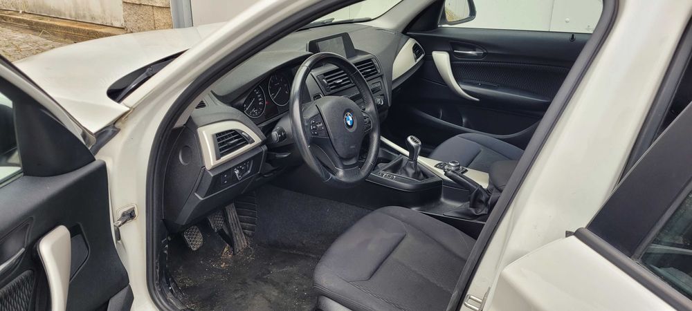 BMW 116, De 2014, Motor 2000, Branco Pérola.