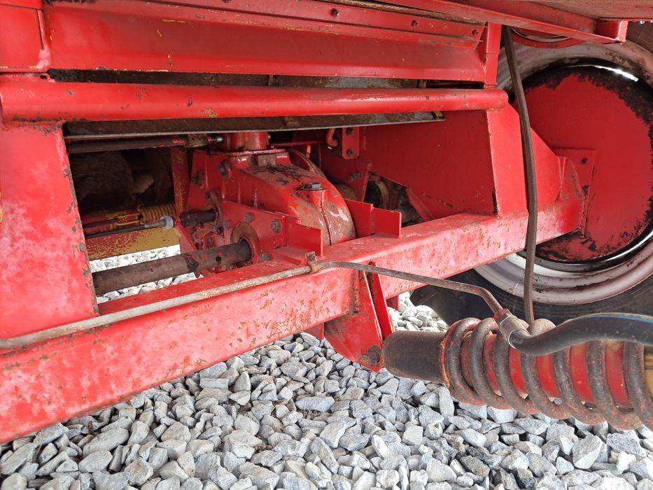 Комбайн Massey Ferguson 330!