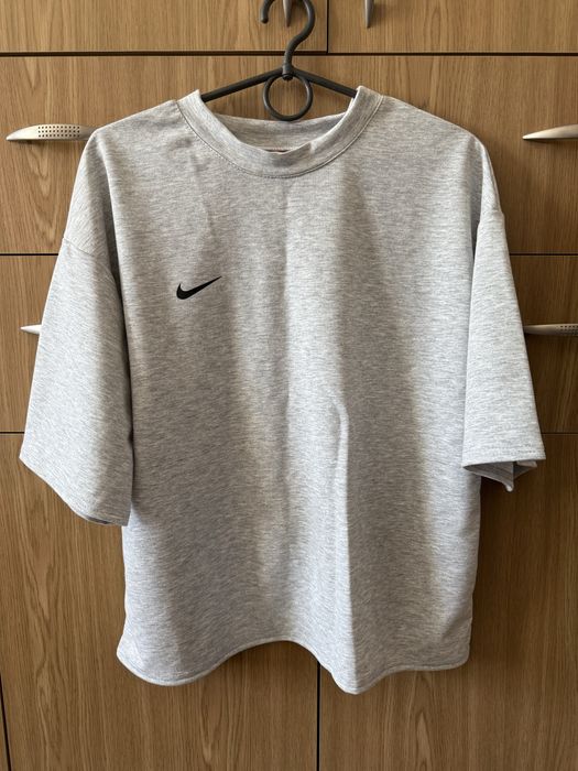 Футболка Nike на лето