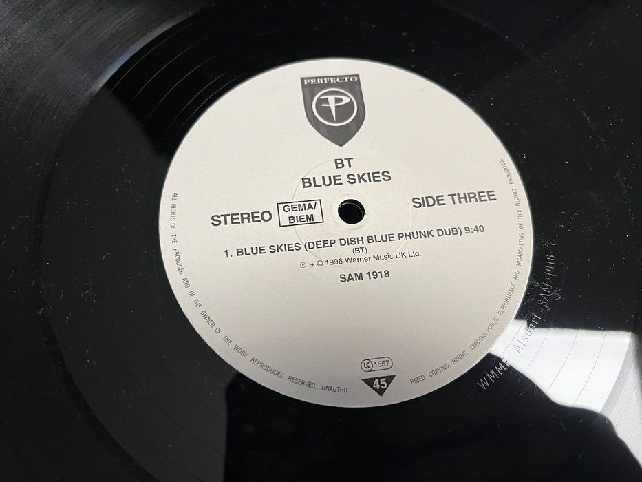 BT – Blue Skies (02) 2 x 12 VG+/Generic Progressive House