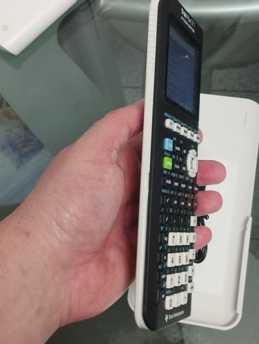 Calculadora gráfica Texas Instruments Ti-84 plus CE-T Python Edition