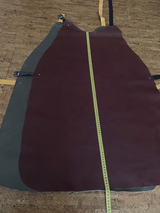 Фартух шкіряний новий