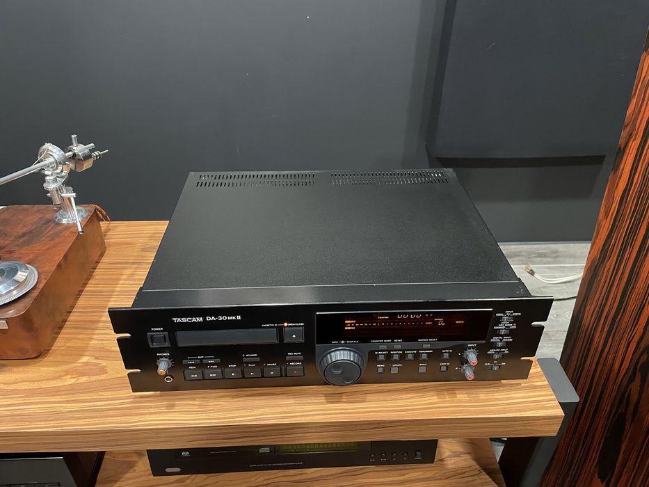 その他 TASCAM DA-30 mk2 Magnetofon cyfrowy DAT - Tascam DA30 MK II Libiąż • OLX.pl