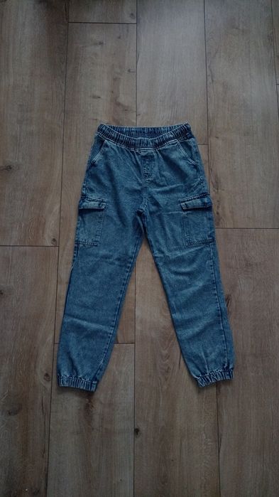 Jeansowe spodnie chłopięce 170cm