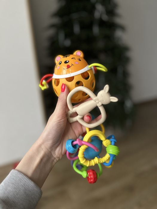 Іграшки для немовлят